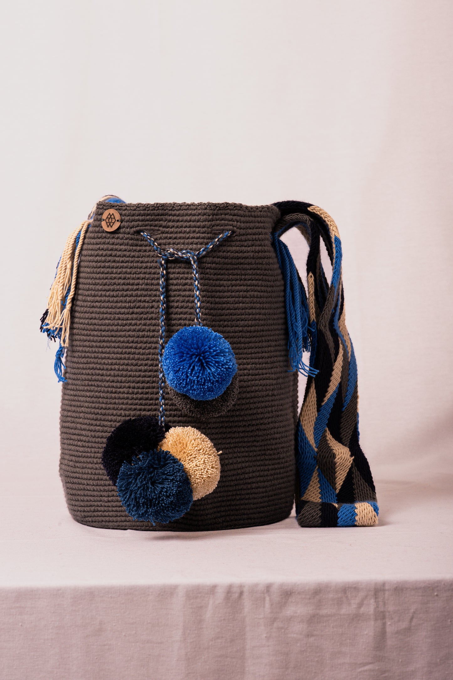 Mochila Cinco Borlas