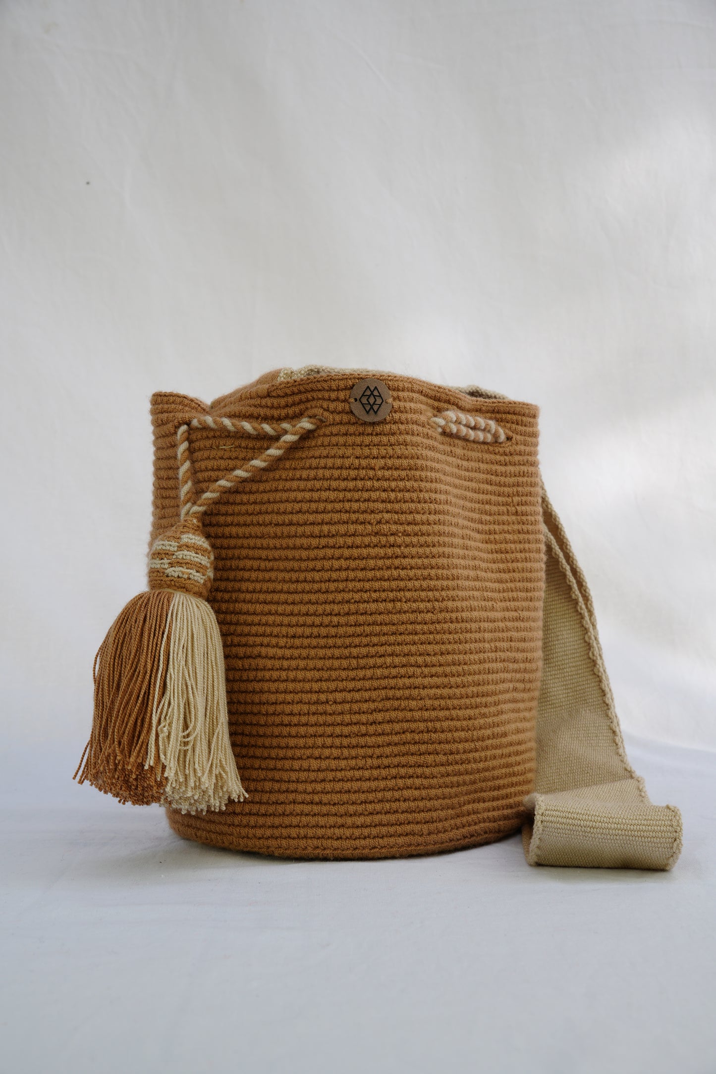 Mochila Mediana Unicolor Amistad