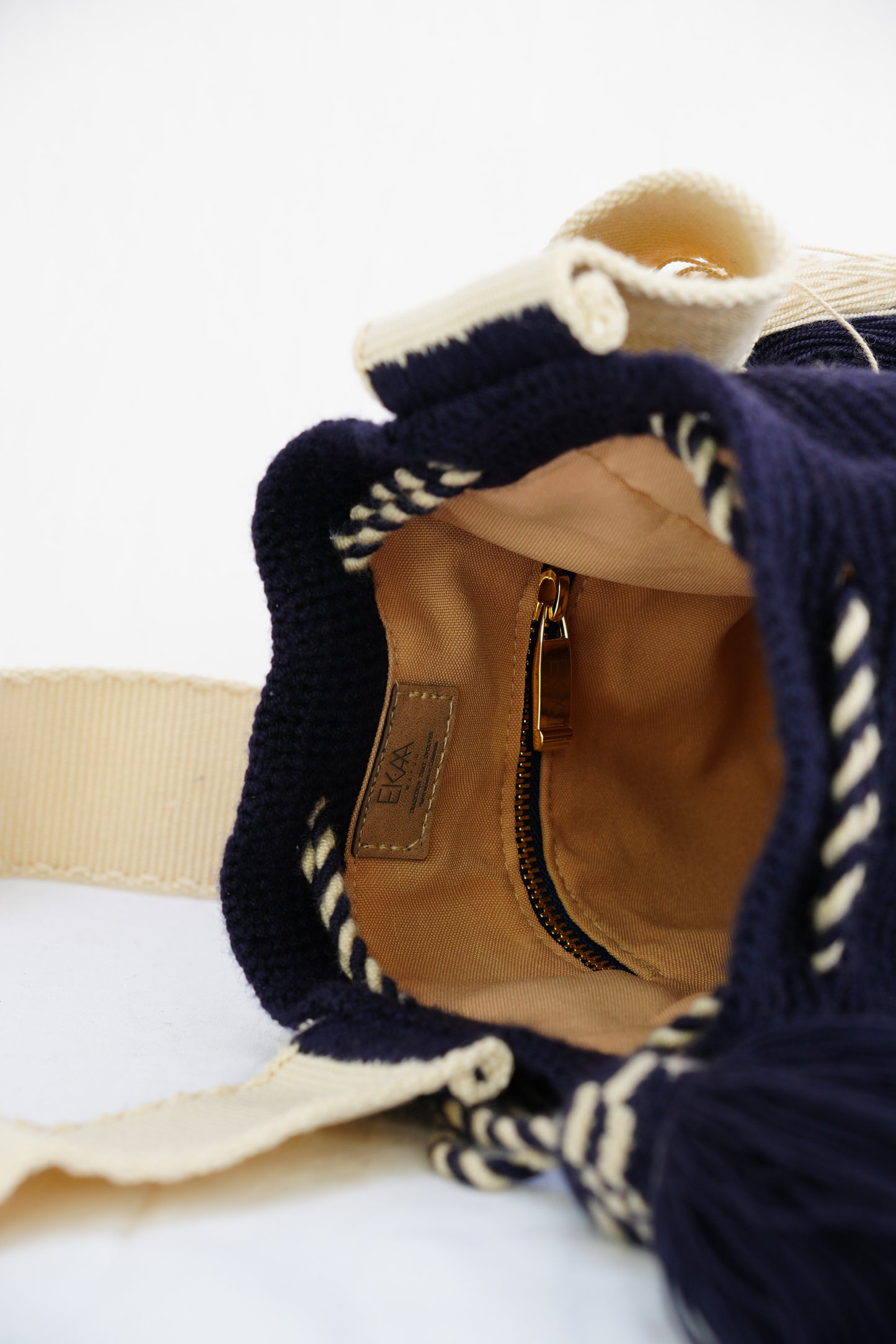 Mochila Mediana Unicolor Amistad